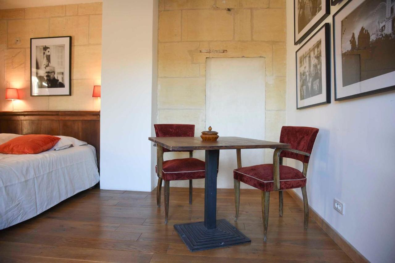 Les Chambres D'Agmara Arles Buitenkant foto